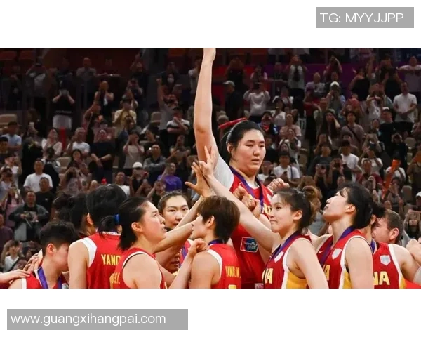 加拿大女篮与中国女篮第四节精彩对决揭示两队实力差距与战术博弈 加拿大女篮与中国女篮第四节精彩对决揭示两队实力差距与战术博弈