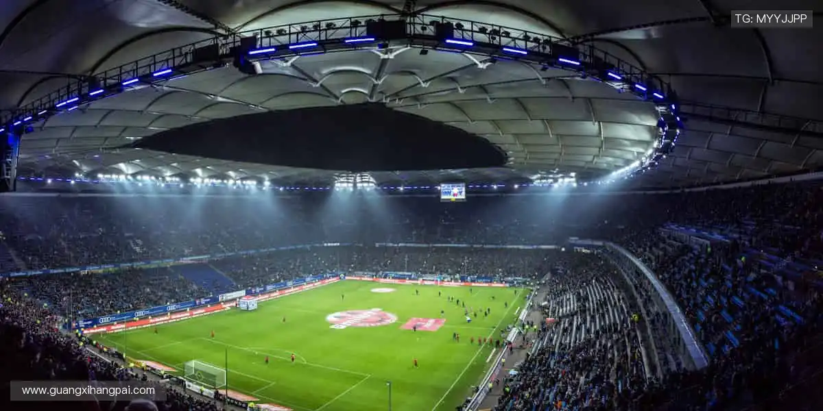 专业装备，轻松掌控赛场！🎾 品质与潮流，为你的热爱加冕！